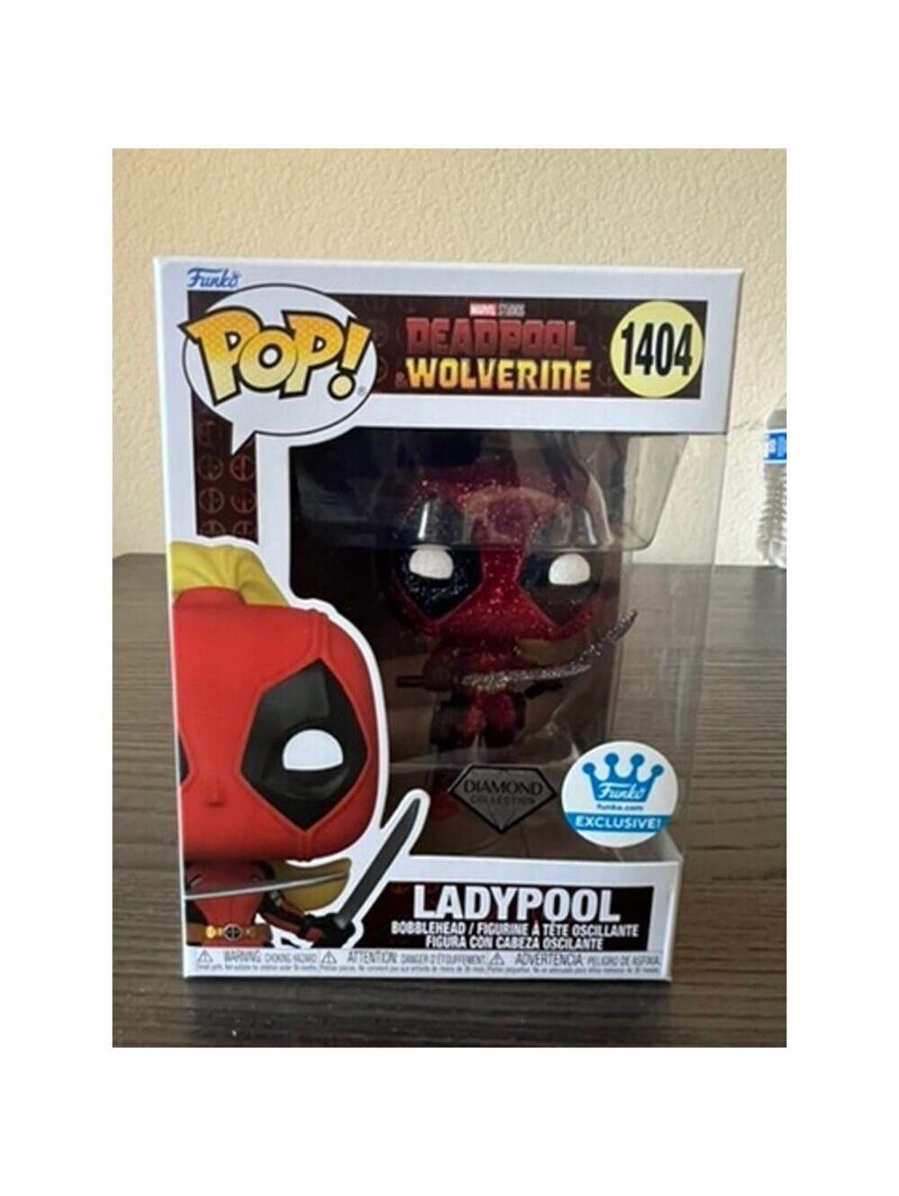 EXCLUSIVE DIAMOND GLITTER Ladypool Funko Pop Bobblehead #1404 Marvel Deadpool
